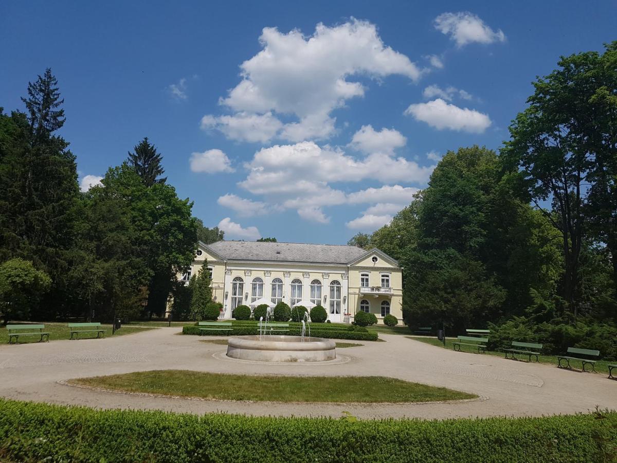 Апартаменти Moja Milosc. Подґужин Екстер'єр фото